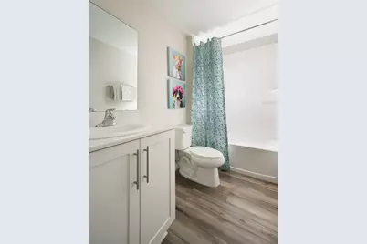 36688 Sagemoor Drive, Zephyrhills, FL 33541 - Photo 18