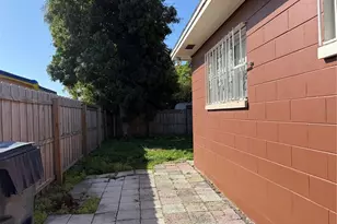 3230 W St Conrad St, Tampa, FL 33607 - Photo 10