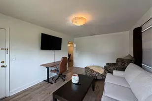 3230 W St Conrad St, Tampa, FL 33607 - Photo 6