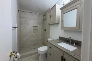 3230 W St Conrad St, Tampa, FL 33607 - Photo 8