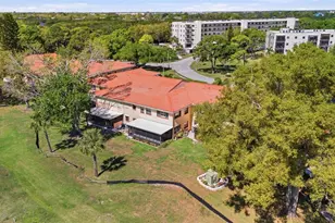 8140 Terrace Garden Dr N, Saint Petersburg, FL 33709 - Photo 48