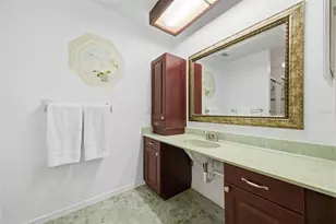 8140 Terrace Garden Dr N, Saint Petersburg, FL 33709 - Photo 30