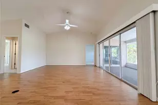 3339 Sheffield Cir, Sarasota, FL 34239 - Photo 2