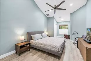 355 Red Cedar Ct NE, Saint Petersburg, FL 33703 - Photo 20