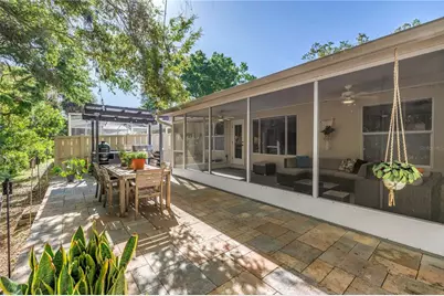 355 Red Cedar Court NE, Saint Petersburg, FL 33703 - Photo 8