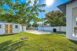 2716 13th Ave N, Saint Petersburg, FL 33713 - Photo 8