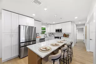 2860 64th Terrace S, Saint Petersburg, FL 33712 - Photo 10