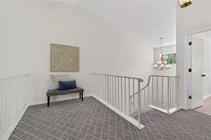 713 Caya Costa Ct NE, Saint Petersburg, FL 33702 - Photo 22