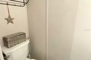 7213 Mt Essex Dr NE, Saint Petersburg, FL 33702 - Photo 14