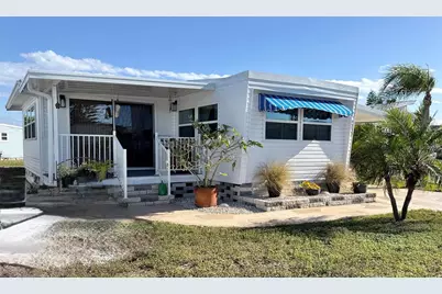 7213 Mount Essex Drive NE #514, Saint Petersburg, FL 33702 - Photo 2