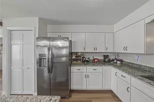 609 W Pipkin Rd, Lakeland, FL 33813 - Photo 14