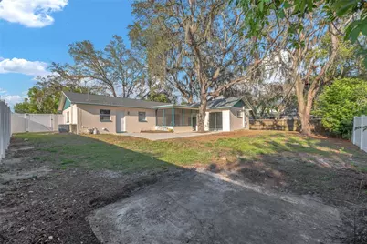 1001 Hallwood Loop, Brandon, FL 33511 - Photo 20