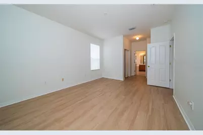8210 Canary Canyon Way, Tampa, FL 33647 - Photo 28