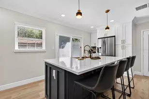 4420 Pompano Dr SE, Saint Petersburg, FL 33705 - Photo 8