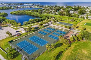 4420 Pompano Dr SE, Saint Petersburg, FL 33705 - Photo 28