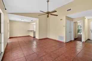 9761 Fox Chapel Rd, Tampa, FL 33647 - Photo 6