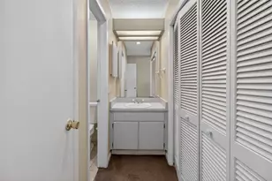 9761 Fox Chapel Rd, Tampa, FL 33647 - Photo 20