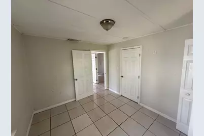 3612 N 52nd Street, Tampa, FL 33619 - Photo 22