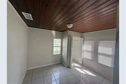 3612 N 52nd Street, Tampa, FL 33619 - Photo 8