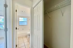 3826 Lakeshore Dr, Tampa, FL 33604 - Photo 8