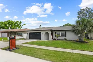 2333 Citrus Hill Rd, Palm Harbor, FL 34683 - Photo 2