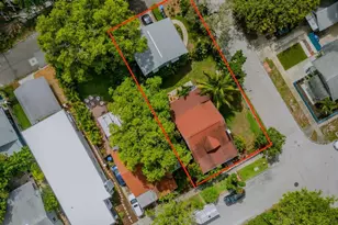 1201 Highland St N, Saint Petersburg, FL 33701 - Photo 2