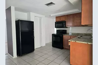 5605 Dolores, Holiday, FL 34690 - Photo 6