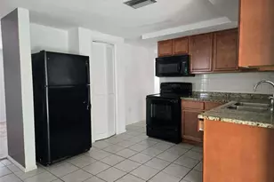5605 Dolores, Holiday, FL 34690 - Photo 6