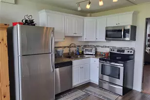 4895 Bay St NE, Saint Petersburg, FL 33703 - Photo 6