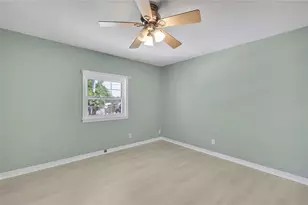 8424 Stillbrook Ave, Tampa, FL 33615 - Photo 38