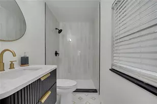 8424 Stillbrook Ave, Tampa, FL 33615 - Photo 16