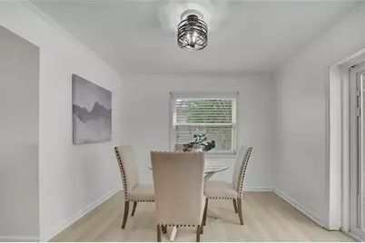 8424 Stillbrook Avenue, Tampa, FL 33615 - Photo 18