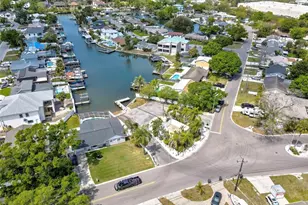 8424 Stillbrook Ave, Tampa, FL 33615 - Photo 52