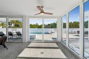 7647 Sanderling Rd, Sarasota, FL 34242 - Photo 68