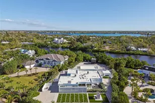 7647 Sanderling Rd, Sarasota, FL 34242 - Photo 58