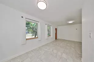 3908 W Wallace Ave, Tampa, FL 33611 - Photo 4