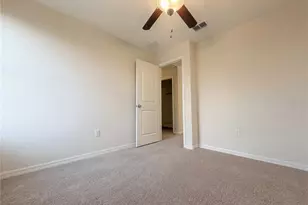 17005 Peaceful Valley Dr, Wimauma, FL 33598 - Photo 18