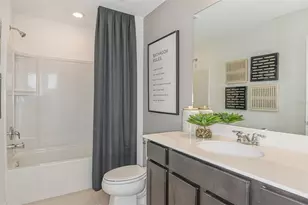 9877 Trellis Vine Wy, Parrish, FL 34219 - Photo 16