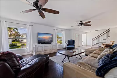 3901 14th Street NE, Saint Petersburg, FL 33703 - Photo 10