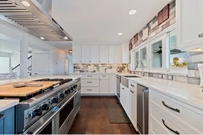 3901 14th Street NE, Saint Petersburg, FL 33703 - Photo 14