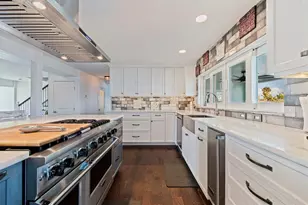 3901 14th St NE, Saint Petersburg, FL 33703 - Photo 14