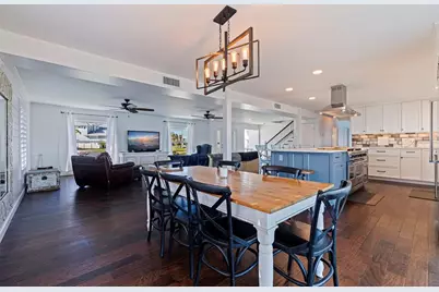 3901 14th Street NE, Saint Petersburg, FL 33703 - Photo 12