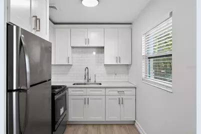 240 W 13th Street, Apopka, FL 32703 - Photo 10