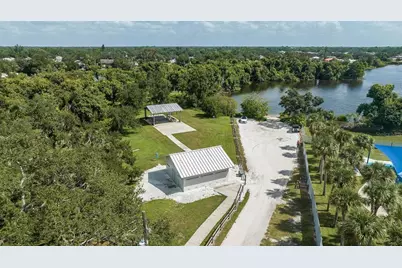 6821 Chloe Court, Sarasota, FL 34241 - Photo 36