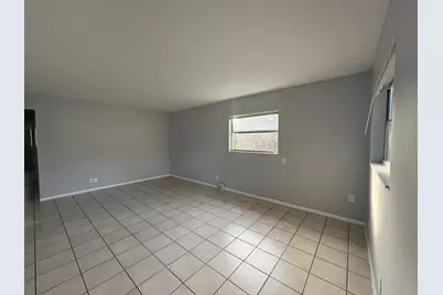 6804 S Wall Street, Tampa, FL 33616 - Photo 2