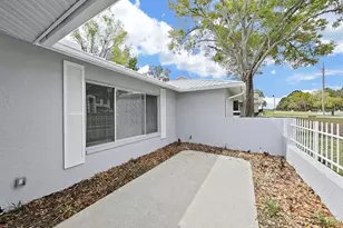 10452 Fordham St, Spring Hill, FL 34608 - Photo 6