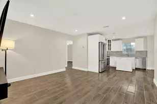 1910 E Wilder Ave, Tampa, FL 33610 - Photo 2