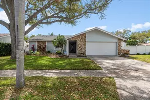 11796 Saree Ct, Seminole, FL 33778 - Photo 1