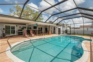 11796 Saree Ct, Seminole, FL 33778 - Photo 8