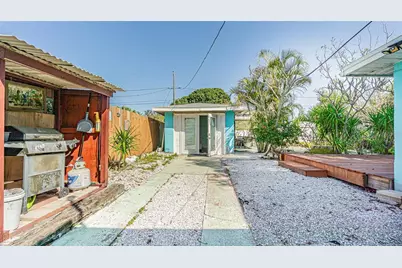 1024 Apache Trail, Clearwater, FL 33755 - Photo 4